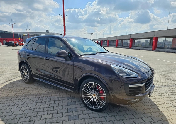 Porsche Cayenne cena 209100 przebieg: 146000, rok produkcji 2015 z Kielce małe 562